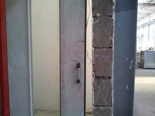 На Заводе по производству дизельных двигателей для локомотивов в г. Астана (Казахстан) SPK GROUP устанавливает камеру для смешивания и хранения красок