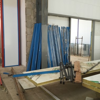 На Заводе по строительству дизельных двигателей в Астане (Казахстан) SPK Group устанавливает покрасочно-сушильную камеру