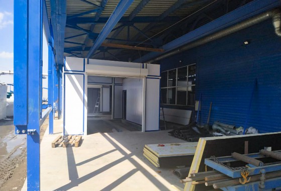 Комплекс проходных камер для дробеструйной очистки поверхности, покраски и сушки SPK, г. Новокузнецк Комплекс проходных камер для дробеструйной очистки поверхности, покраски и сушки SPK, г. Новокузнецк