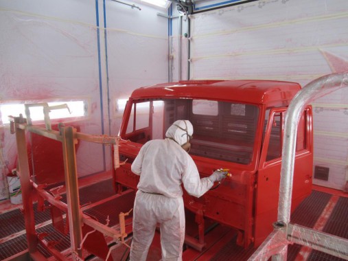 Линия окраски кабин грузовых автомобилей SPK Окрасочно-сушильная камера для кабин грузовых автомобилей SPK GROUP