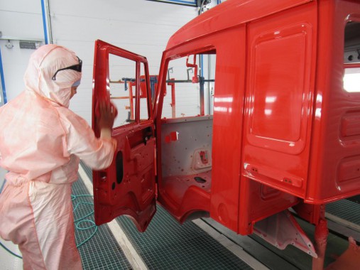 Линия окраски кабин грузовых автомобилей SPK Камера окраски для кабин грузовых автомобилей SPK GROUP