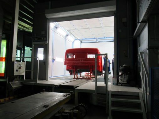 Линия окраски кабин грузовых автомобилей SPK Окрасочно-сушильная камера для кабин грузовых автомобилей SPK GROUP