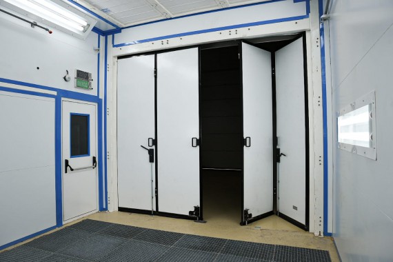 Окрасочно-сушильная камера для легковой коммерческой техники SPK-8.4.4 Фото камеры окраски SPK GROUP для легковой коммерческой техники