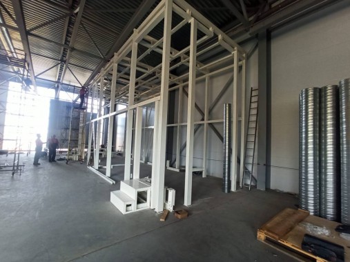 Покрасочный комплекс. Дробеструйные и окрасочно-сушильные камеры SPK, г. Н. Новгород Покрасочный комплекс. Дробеструйные и окрасочно-сушильные камеры SPK GROUP