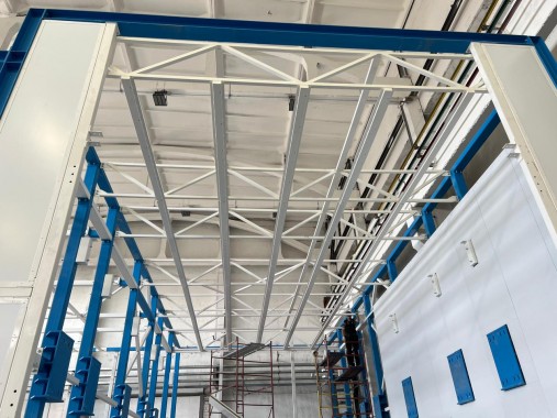 Окрасочно-сушильный комплекс SPK для спецтехники в г. Курган Окрасочно-сушильный комплекс SPK для спецтехники в г. Курган