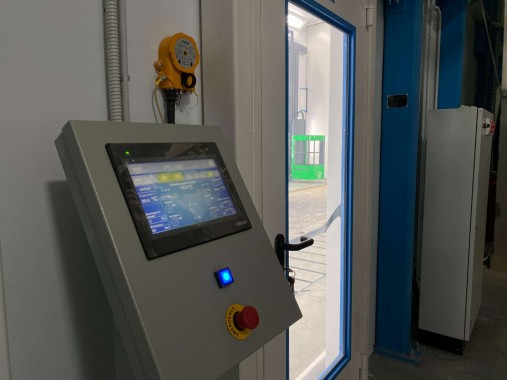 Окрасочно-сушильный комплекс SPK для спецтехники в г. Курган Окрасочно-сушильный комплекс SPK для спецтехники в г. Курган