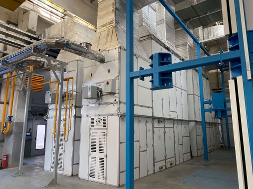 Окрасочно-сушильный комплекс SPK для спецтехники в г. Курган Окрасочно-сушильный комплекс SPK для спецтехники в г. Курган