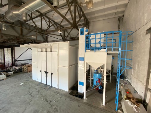 Комплекс окрасочного оборудования для агротехники SPK с конвейером, г. Барнаул Комплекс окрасочного оборудования для агротехники SPK с конвейером, г. Барнаул