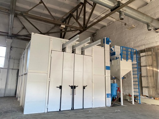 Комплекс окрасочного оборудования для агротехники SPK с конвейером, г. Барнаул Комплекс окрасочного оборудования для агротехники SPK с конвейером, г. Барнаул