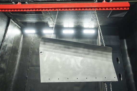 Комплекс подготовки и окраски металлоконструкций SPK с конвейером, г. Оренбург Комплекс подготовки и окраски металлоконструкций SPK GROUP с конвейером, г. Оренбург