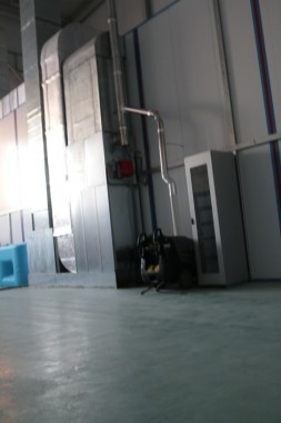 Обитаемая моечная камера. Завод по производству дизельных двигателей GEVO. Обитаемая моечная камера SPK GROUP. Завод по производству дизельных двигателей GEVO