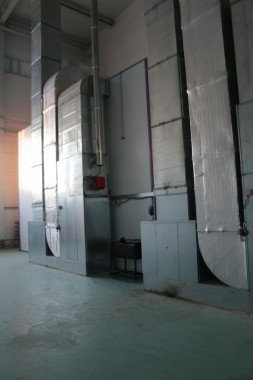 Обитаемая моечная камера. Завод по производству дизельных двигателей GEVO. Обитаемая моечная камера SPK GROUP. Завод по производству дизельных двигателей GEVO