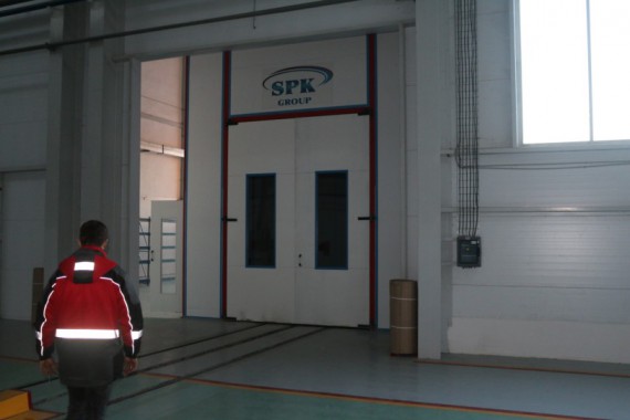 Обитаемая моечная камера. Завод по производству дизельных двигателей GEVO. Обитаемая моечная камера SPK GROUP. Завод по производству дизельных двигателей GEVO