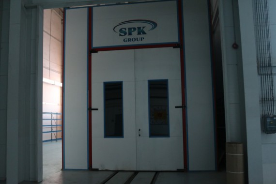 Обитаемая моечная камера. Завод по производству дизельных двигателей GEVO. Обитаемая моечная камера SPK GROUP. Завод по производству дизельных двигателей GEVO