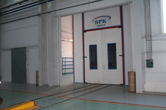 Обитаемая моечная камера. Завод по производству дизельных двигателей GEVO. Обитаемая моечная камера SPK GROUP. Завод по производству дизельных двигателей GEVO