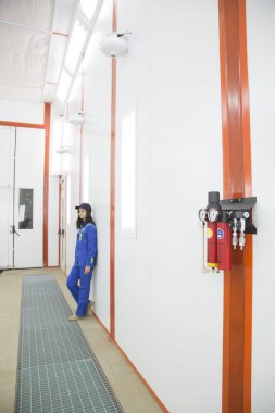 Окрасочно-сушильная камера для вилочных погрузчиков и металлоконструкций (Невьянский Машиностроительный Завод, г. Невьянск, Свердловская область) Окрасочно-сушильная камера для вилочных погрузчиков и металлоконструкций (Невьянский Машиностроительный Завод, г. Невьянск, Свердловская область)