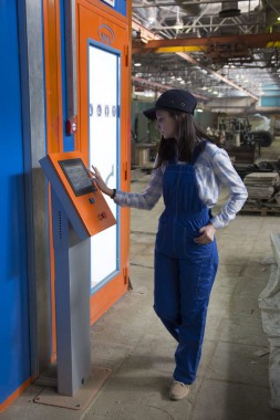 Окрасочно-сушильная камера для вилочных погрузчиков и металлоконструкций (Невьянский Машиностроительный Завод, г. Невьянск, Свердловская область) Окрасочно-сушильная камера для вилочных погрузчиков и металлоконструкций (Невьянский Машиностроительный Завод, г. Невьянск, Свердловская область)