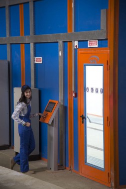 Окрасочно-сушильная камера для вилочных погрузчиков и металлоконструкций (Невьянский Машиностроительный Завод, г. Невьянск, Свердловская область) Окрасочно-сушильная камера для вилочных погрузчиков и металлоконструкций (Невьянский Машиностроительный Завод, г. Невьянск, Свердловская область)