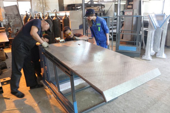 Производство дверных конструкций