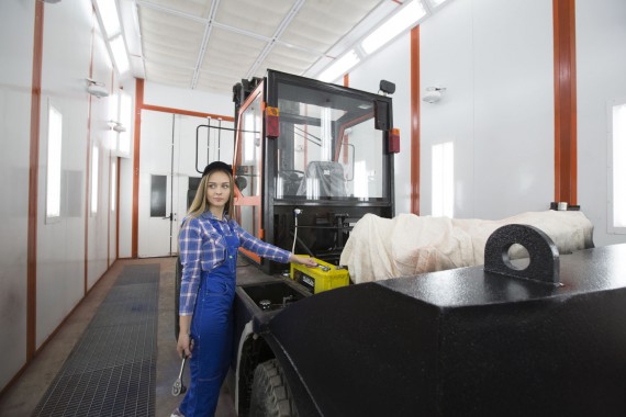 Окрасочно-сушильная камера для вилочных погрузчиков и металлоконструкций (Невьянский Машиностроительный Завод, г. Невьянск, Свердловская область) Окрасочно-сушильная камера для вилочных погрузчиков и металлоконструкций (Невьянский Машиностроительный Завод, г. Невьянск, Свердловская область)