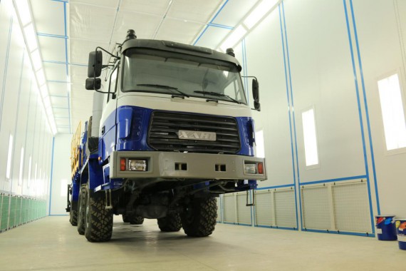 Покрасочно-сушильная камера для колесной буровой техники SPK-24.7.6 Покрасочно-сушильная камера для колесной буровой техники SPK-24.7.6