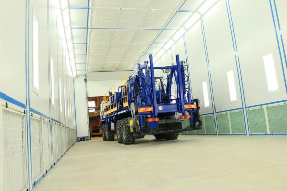 Покрасочно-сушильная камера для колесной буровой техники SPK-24.7.6 Покрасочно-сушильная камера для колесной буровой техники SPK-24.7.6