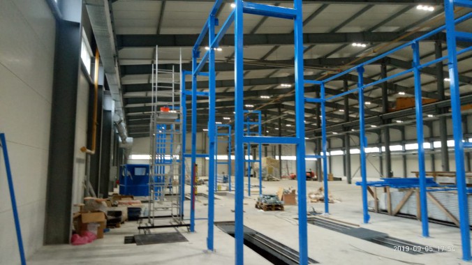 Комплекс подготовки и покраски для деталей с подвесной транспортной системой SPK Комплекс подготовки и покраски для деталей с подвесной транспортной системой SPK GROUP