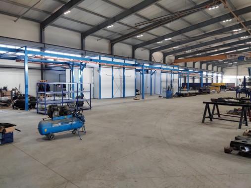 Комплекс подготовки и покраски для деталей с подвесной транспортной системой SPK Комплекс подготовки и покраски для деталей с подвесной транспортной системой SPK GROUP