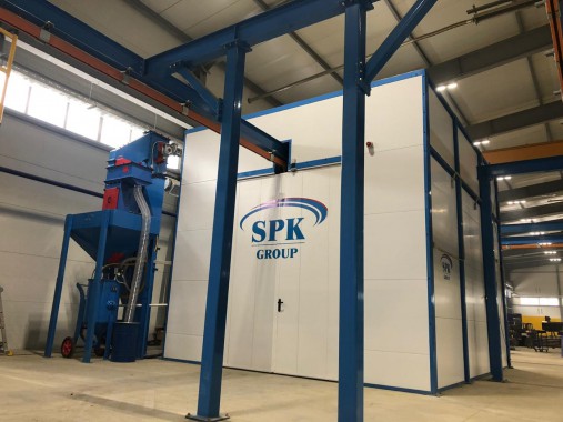 Комплекс подготовки и покраски для деталей с подвесной транспортной системой SPK Комплекс подготовки и покраски для деталей с подвесной транспортной системой SPK GROUP
