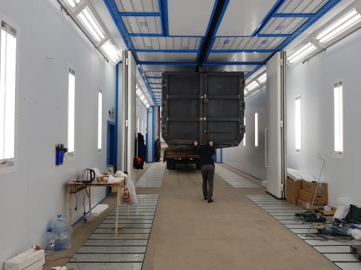 Комплекс подготовки, мойки и окраски поверхности для изделий машиностроительного комплекса, г. В. Луки Комплекс подготовки, мойки и окраски поверхности для изделий машиностроительного комплекса SPK GROUP