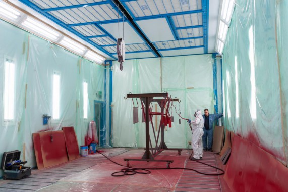 Комплекс подготовки, мойки и окраски поверхности для изделий машиностроительного комплекса, г. В. Луки Комплекс подготовки, мойки и окраски поверхности для изделий машиностроительного комплекса SPK GROUP