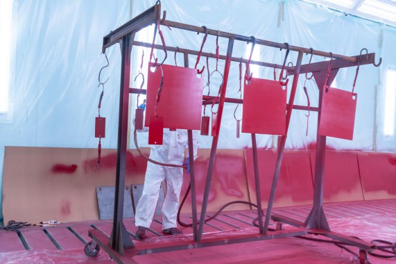 Комплекс подготовки, мойки и окраски поверхности для изделий машиностроительного комплекса, г. В. Луки Комплекс подготовки, мойки и окраски поверхности для изделий машиностроительного комплекса SPK GROUP