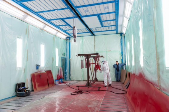 Комплекс подготовки, мойки и окраски поверхности для изделий машиностроительного комплекса, г. В. Луки Комплекс подготовки, мойки и окраски поверхности для изделий машиностроительного комплекса SPK GROUP